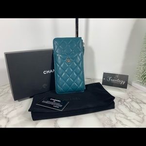 Auth Chanel zip card case wallet